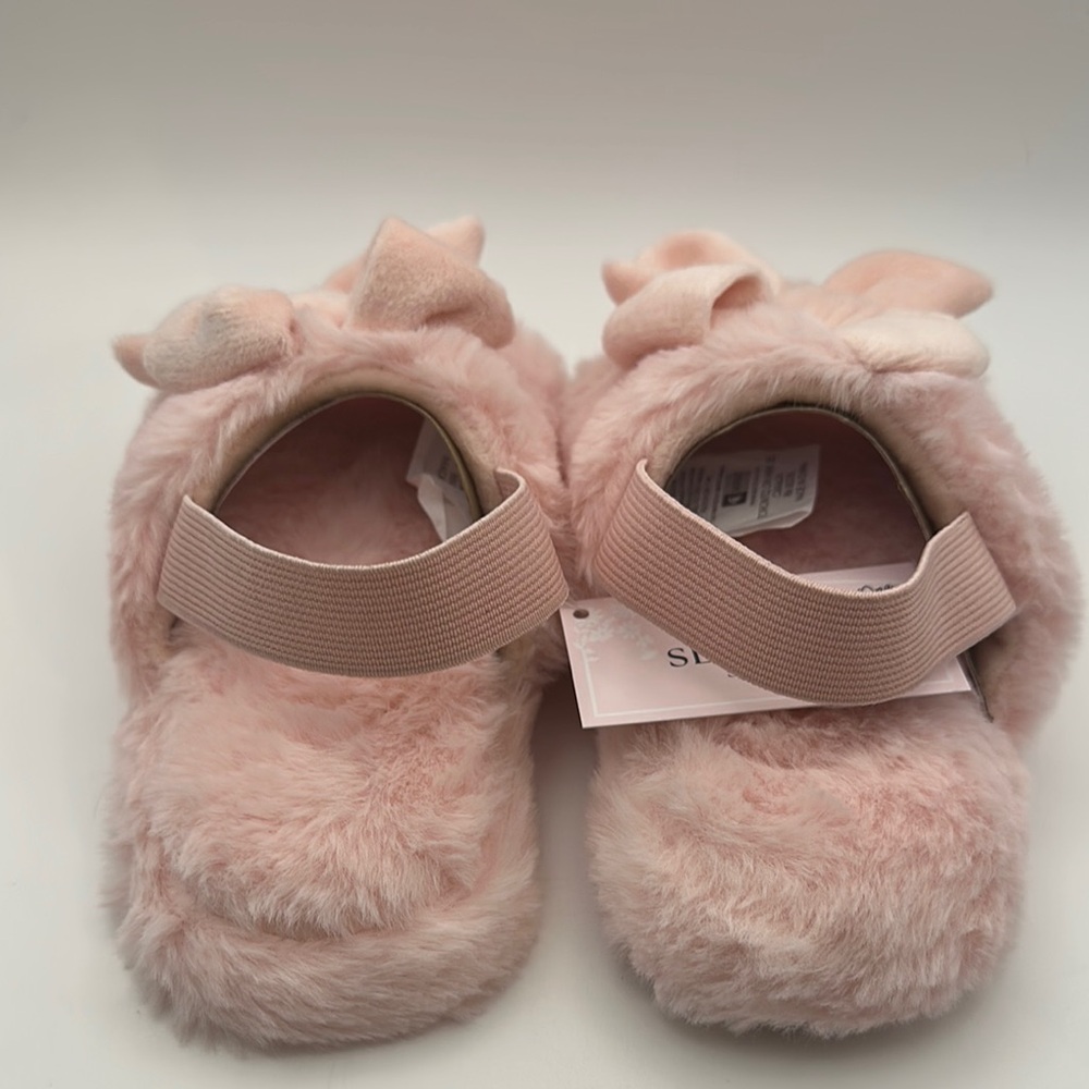 Set of Kids’ Light Pink Bow Slippers, Bow Socks, and Bow Trinket Dish - Picture 2 of 15